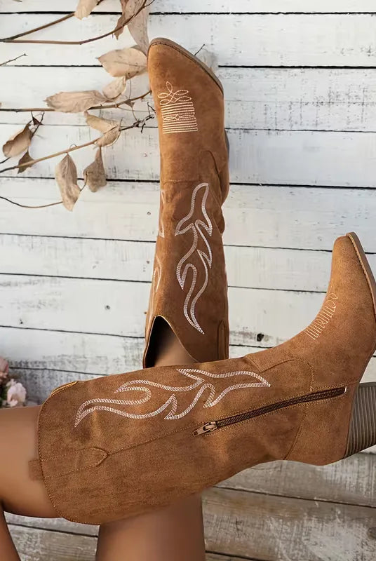 Kowbojskie buty damskie zamsz haft zamek boczny