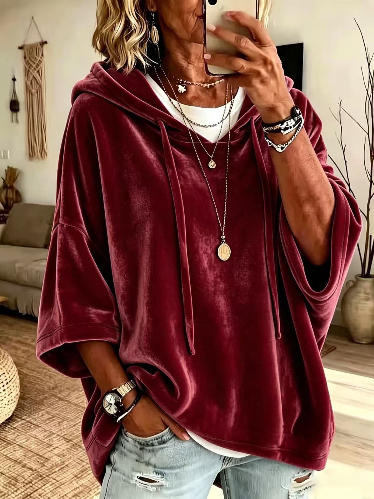 Damska bluza z kapturem | Oversizowy krój, letnie wieczory