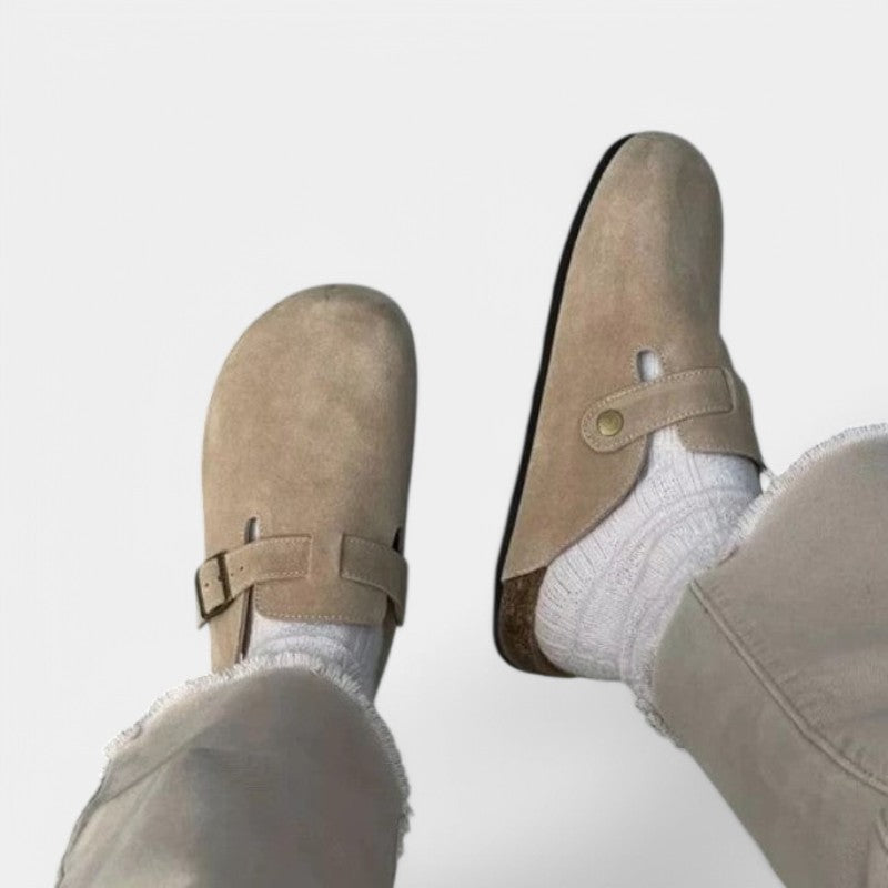 Klapki Unisex | Regulowana Sprzączka | Wygoda Przez Cały Dzień