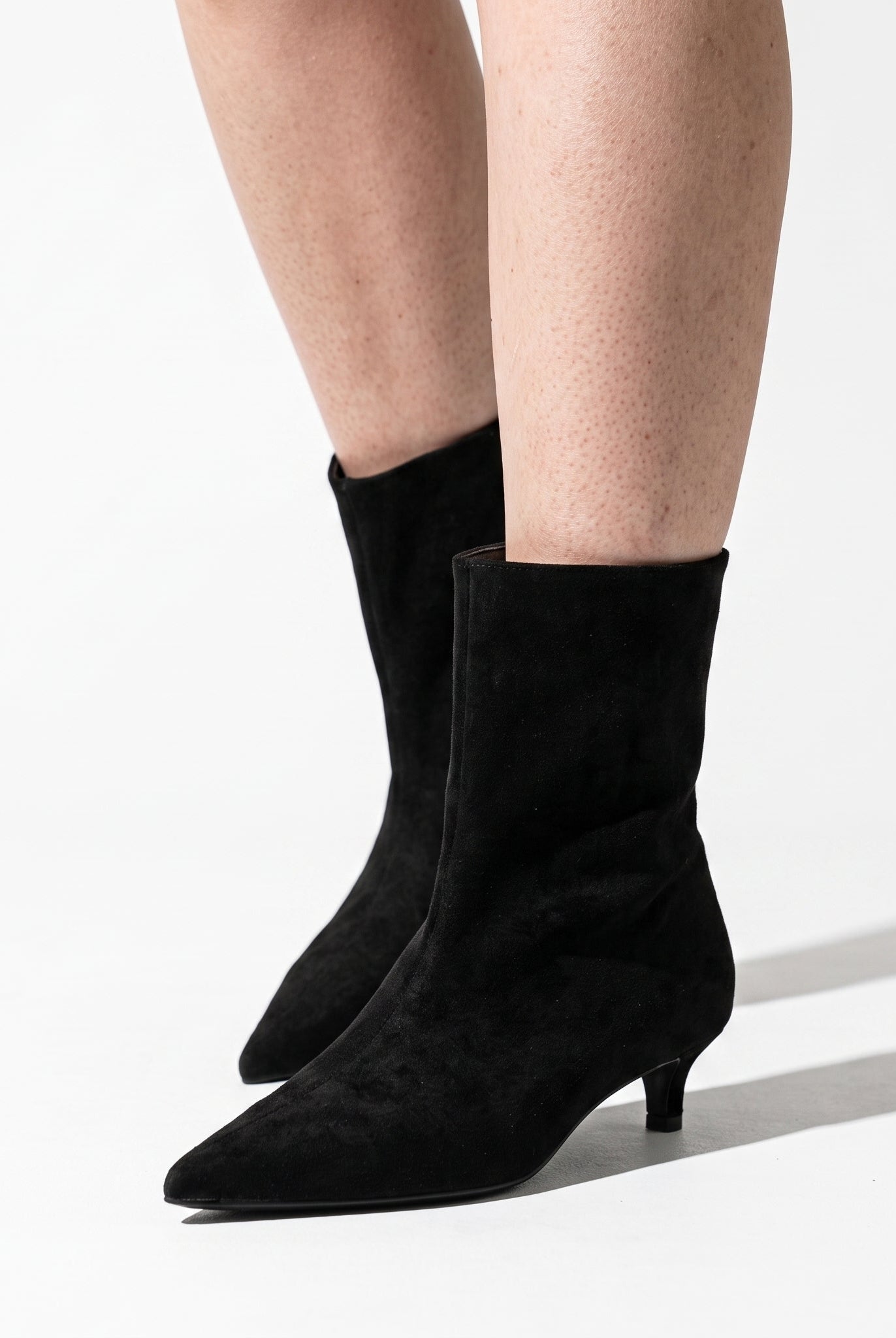 Botki damskie | Szpiczasty nos, niski obcas | Elegancki styl