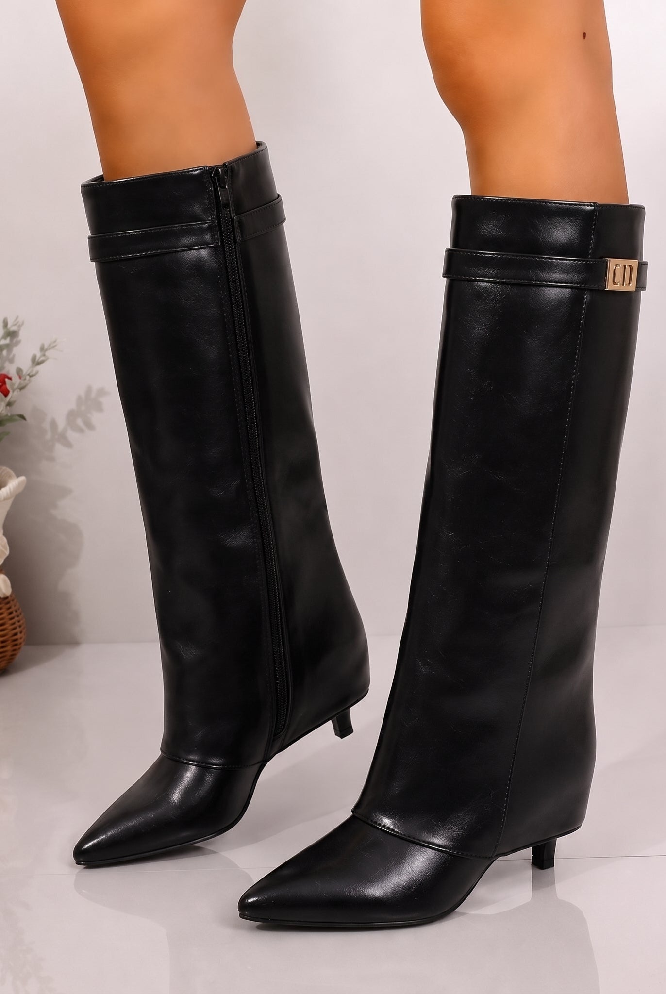 Buty damskie montowane | Szpic, cienki obcas | Elegancki styl
