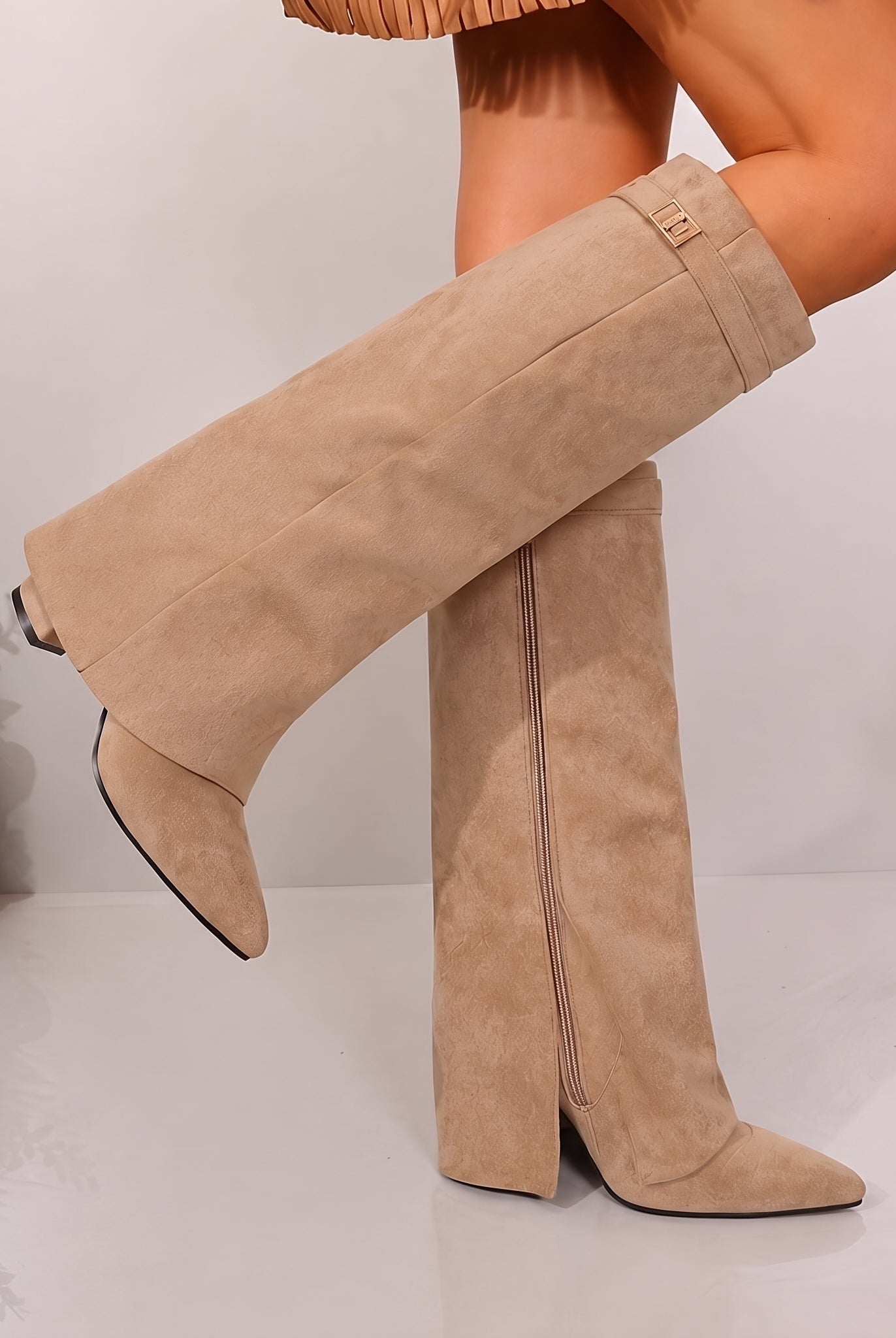 Buty damskie montowane | Szpic, cienki obcas | Elegancki styl