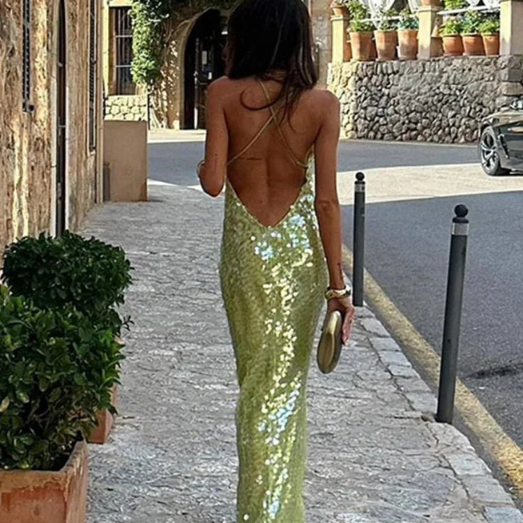 Długa błyszcząca sukienka z cekinami i odkrytymi plecami - vivano - warszawa