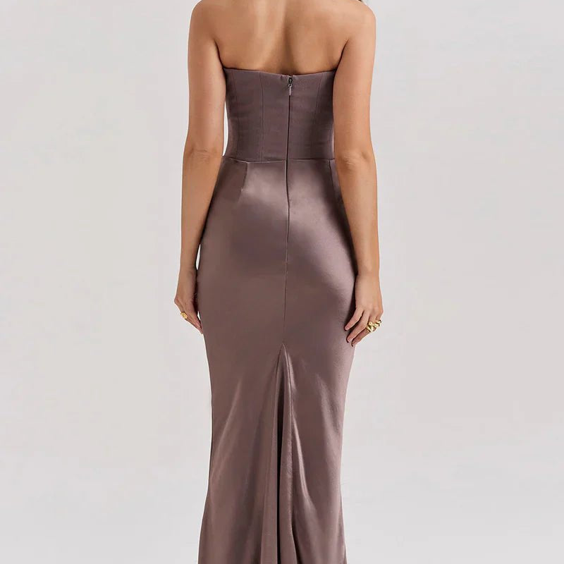 Długa sukienka bez ramiączek z marszczeniem w talii - vivano - warszawa