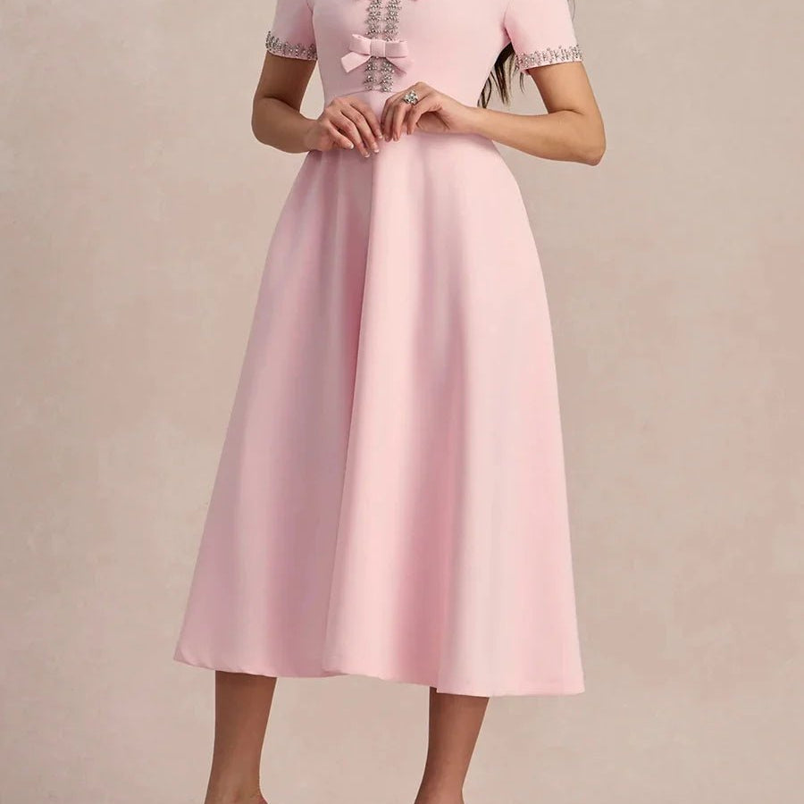 Elegancka sukienka midi z kokardkami i zdobieniem przy dekolcie - vivano - warszawa