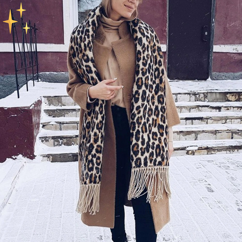 Damski szalik dzianinowy wzór leoparda zimowy