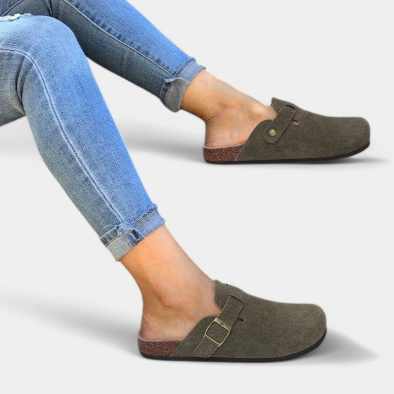 Klapki Unisex | Regulowana Sprzączka | Wygoda Przez Cały Dzień