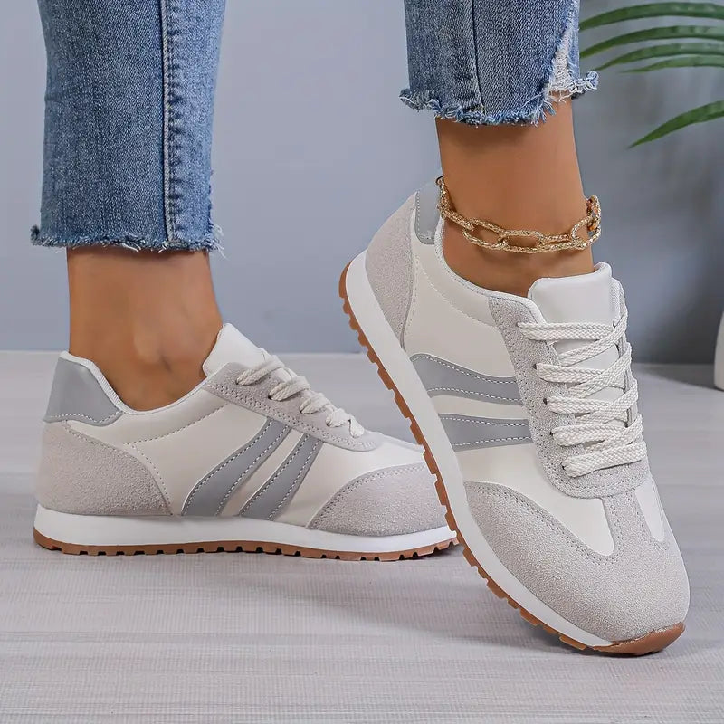 Sneakersy ortopedyczne z amortyzującą wkładką i ergonomicznym wsparciem łuku stopy