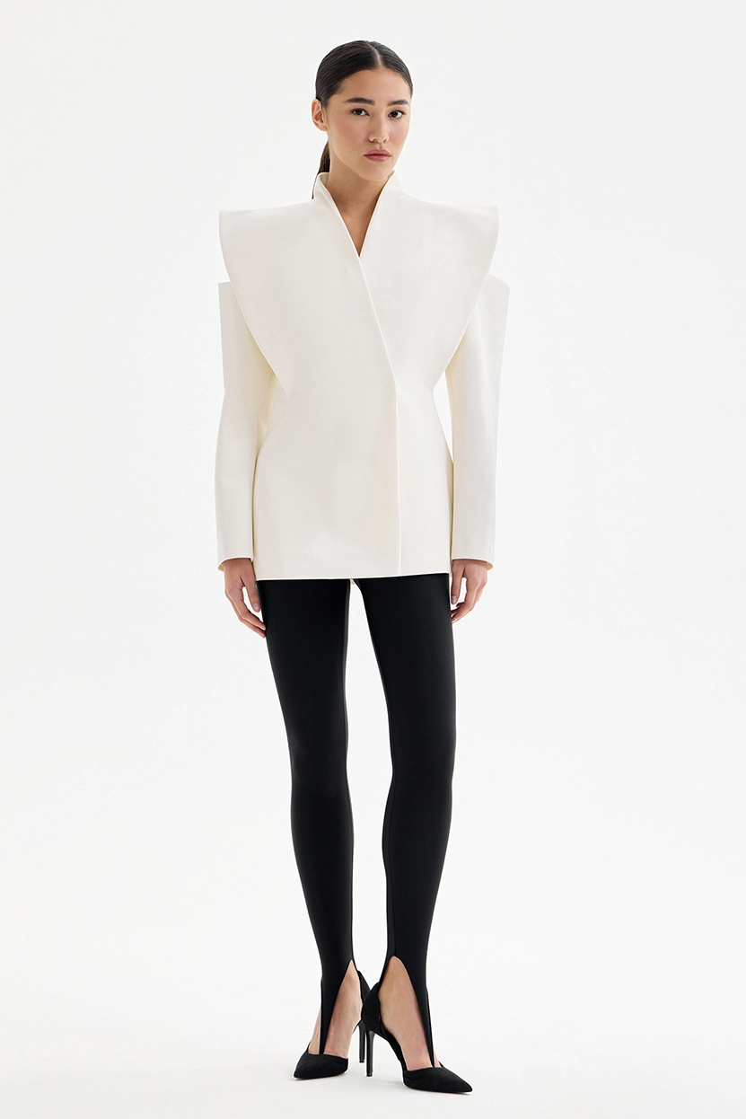 Blazer damski | Strukturalne ramiona, dopasowana sylwetka