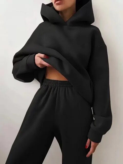 Oversize dres z kapturem - damski komplet - bluza i spodnie