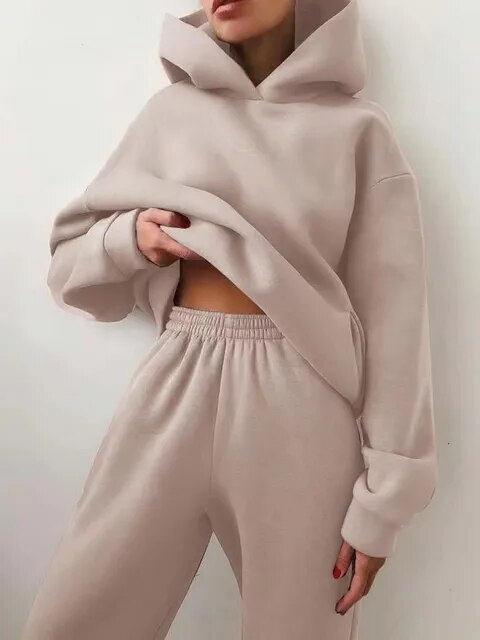 Oversize dres z kapturem - damski komplet - bluza i spodnie