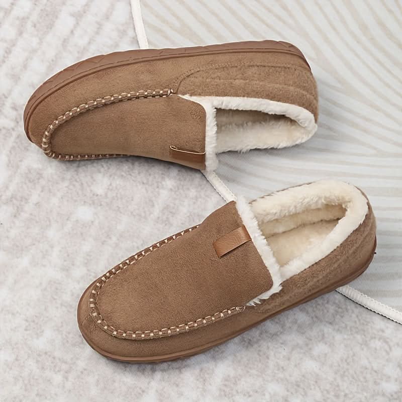 Męskie kapcie wełniane loafer w klasycznym kroju do użytku domowego