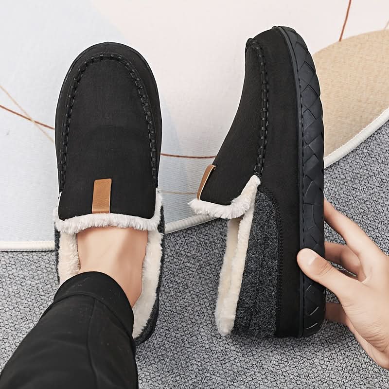 Męskie kapcie wełniane loafer w klasycznym kroju do użytku domowego