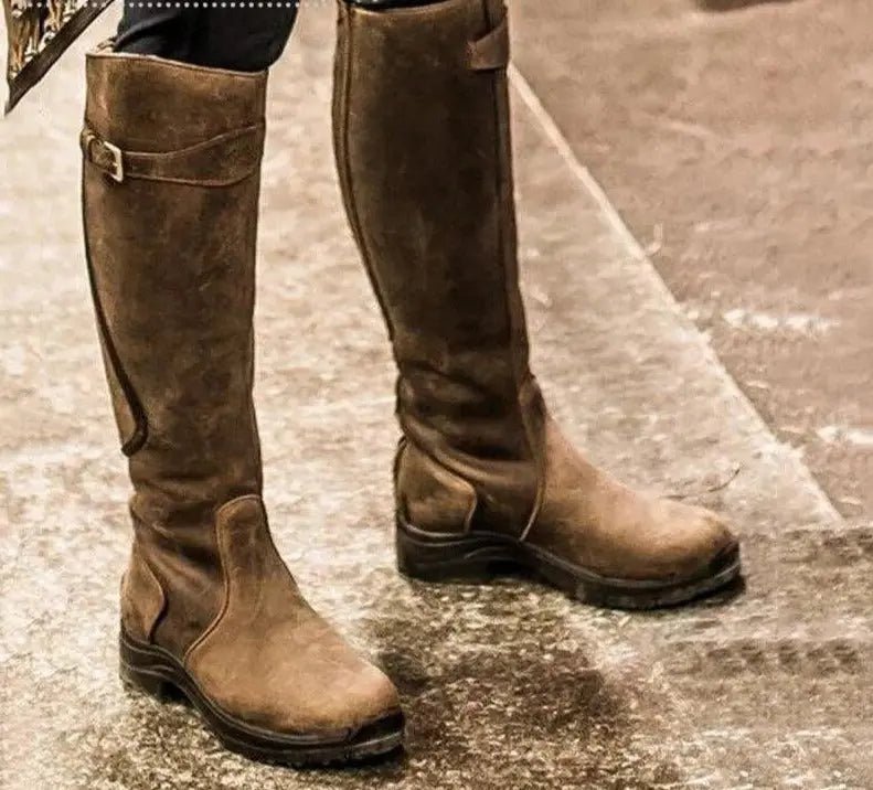 Casualne skórzane botki gladiatorki - niski obcas - modny - vivano - warszawa