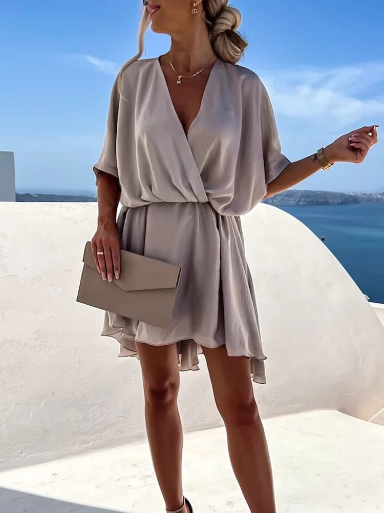 Sukienka z dekoltem V Born - vivano - warszawa