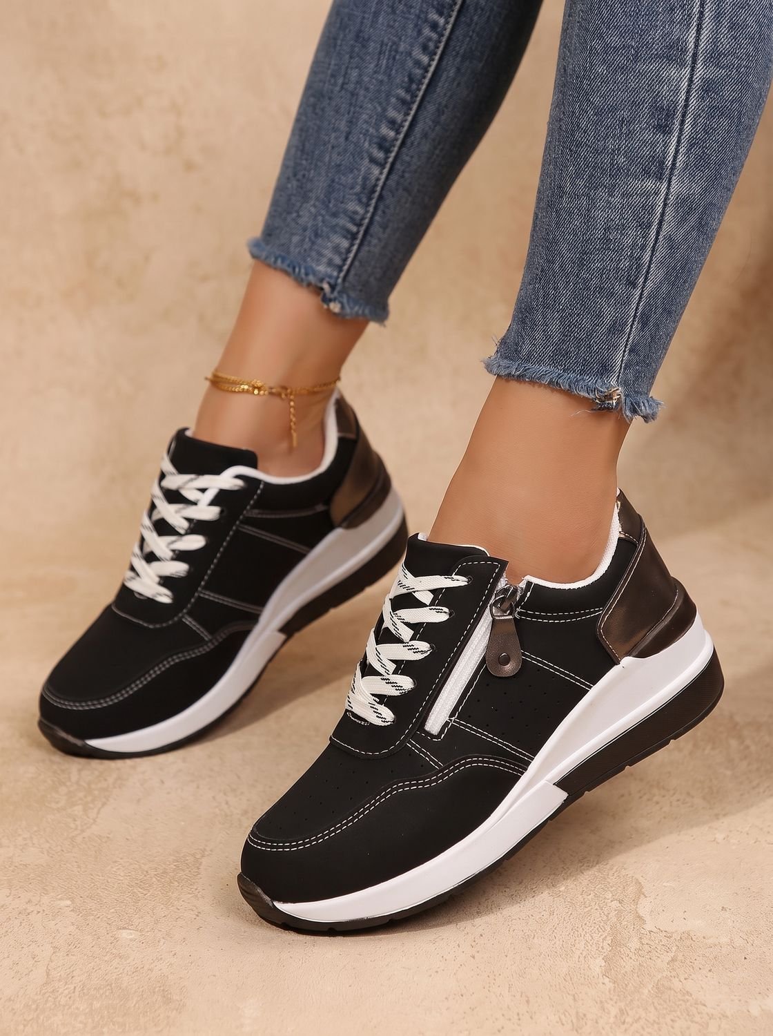 Damskie ortopedyczne sneakersy na koturnie sznurowane z zamkiem bocznym